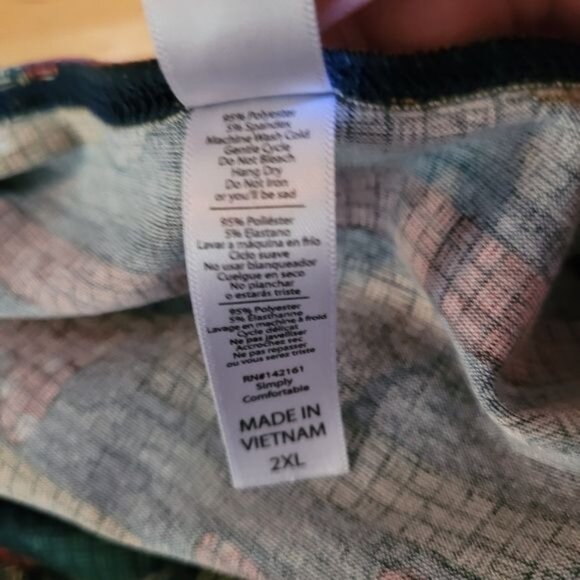 Women's Minnie Mouse Popover Top Disney 2X 2XL Subliminal Green Short Sl… - Picture 7 of 7